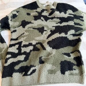Women’s Camouflage Sweater